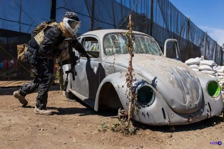 Como escolher a arma de airsoft certa para seu estilo de jogo