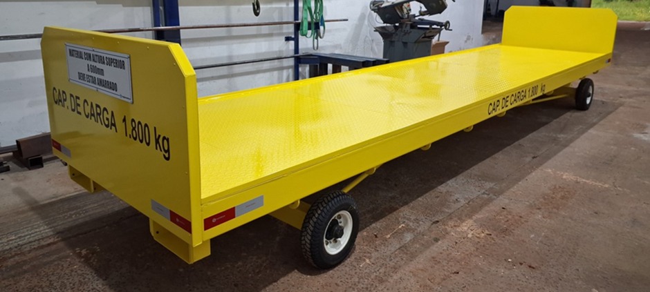 Carreta Biarticulada LH: Manobrabilidade Excepcional para Cargas Pesadas
