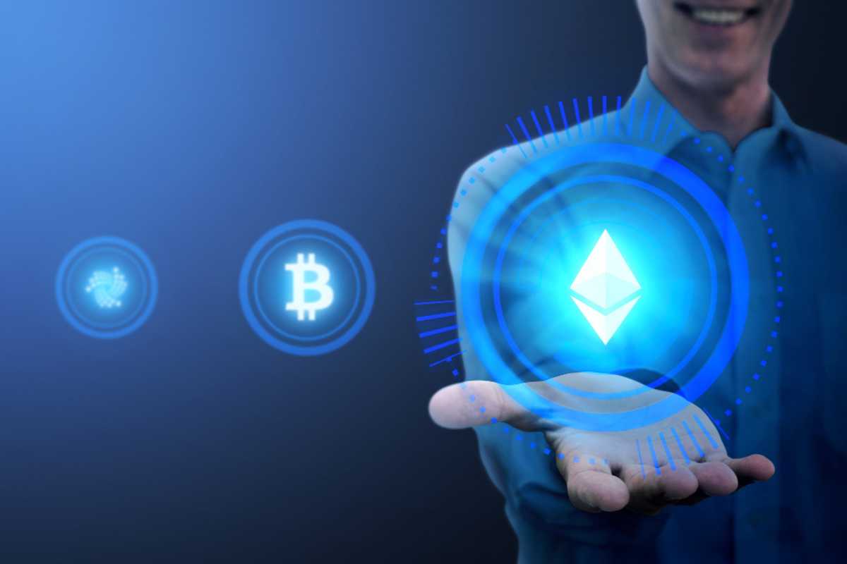Bitcoin segue líder, mas Ethereum, Solana e outras blockchains configuram como promissoras; entenda